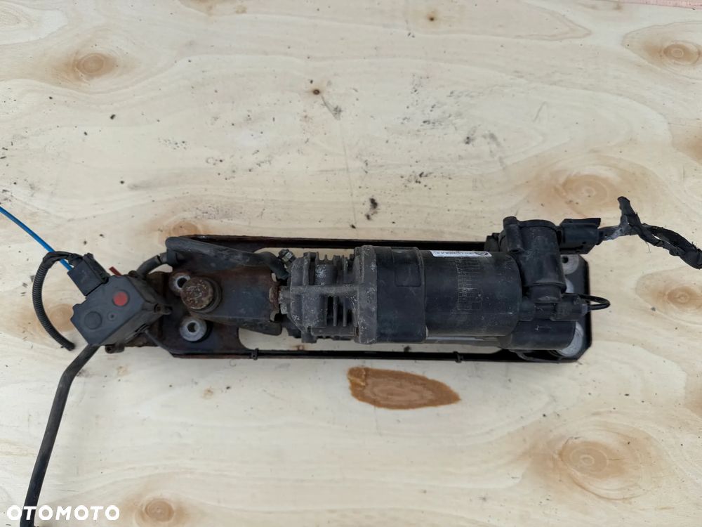 KOMPRESOR ZAWIESZENIA NIVO BMW E61 POMPA PNEUMATYKA E60 KOMBI TOURING 6785505 - 8