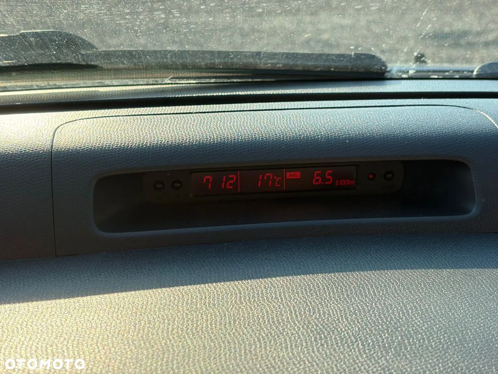 Suzuki Swift 1.3 Club - 15