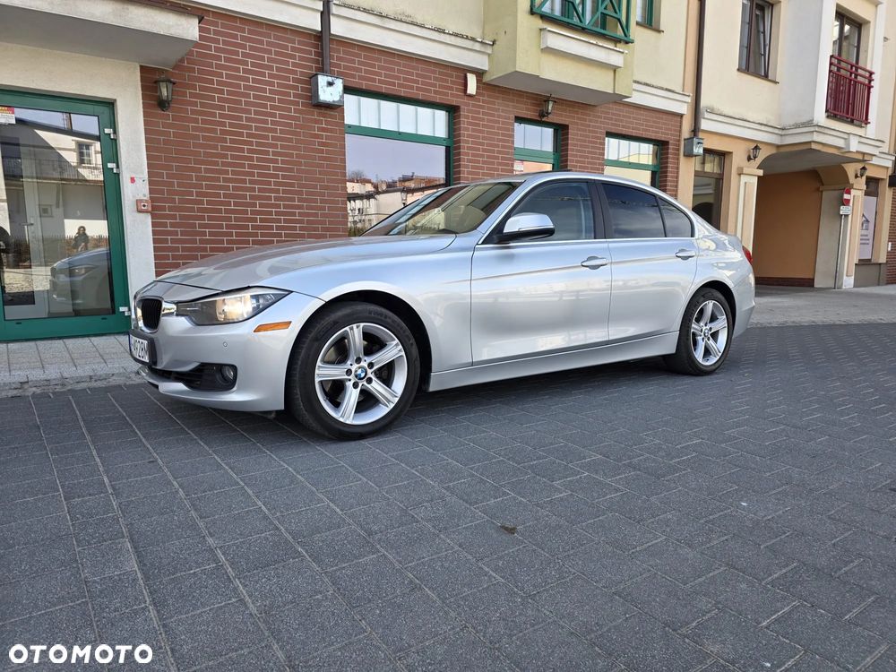 BMW Seria 3 328i xDrive - 2