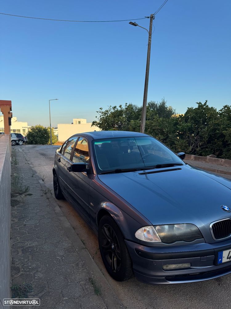 BMW 320 - 2