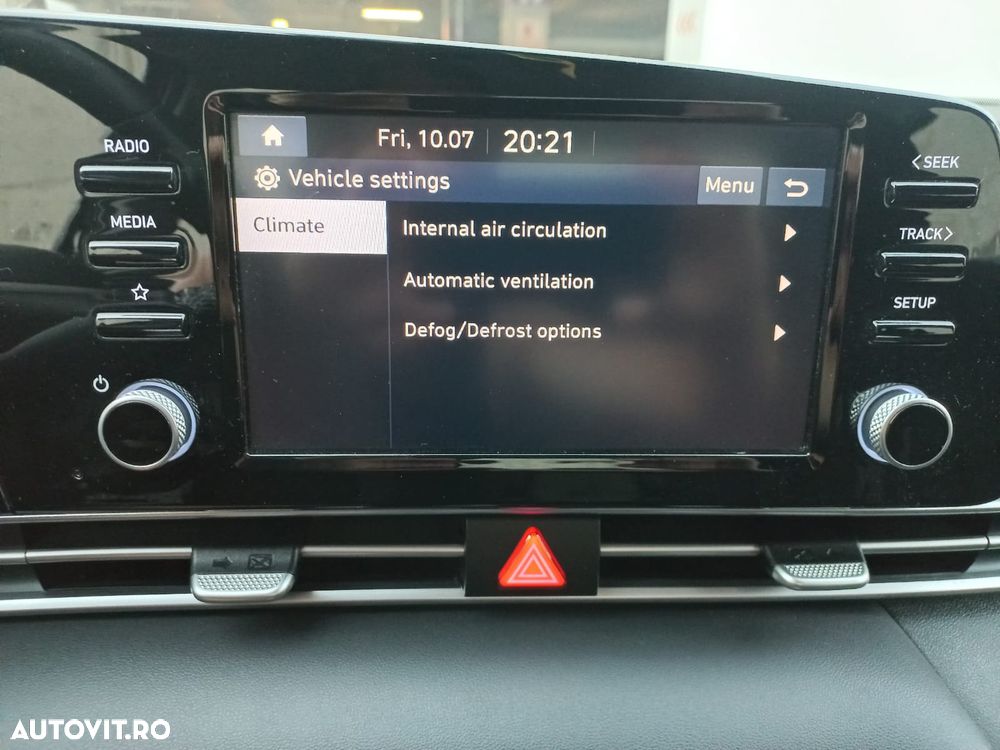 Hyundai Elantra 1.6 l 123 CP CVT Highway - 27