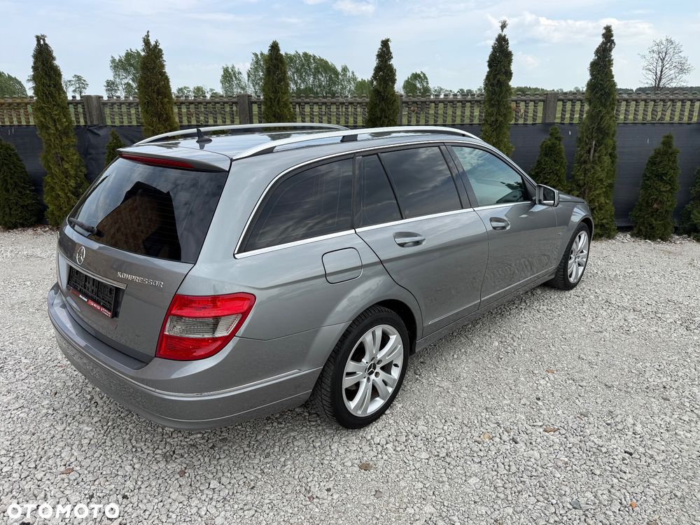 Mercedes-Benz Klasa C 180 Kompressor BlueEFFICIENCY - 9