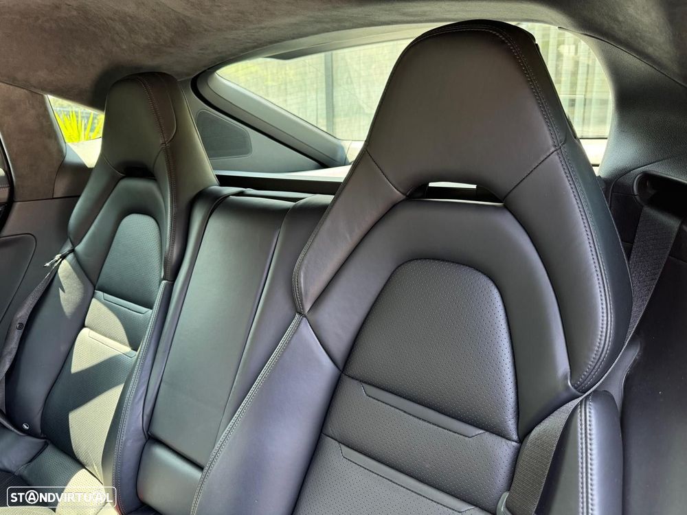 Porsche Panamera 4 S - 26