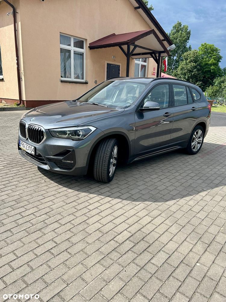 BMW X1 xDrive20d Sport Line - 1