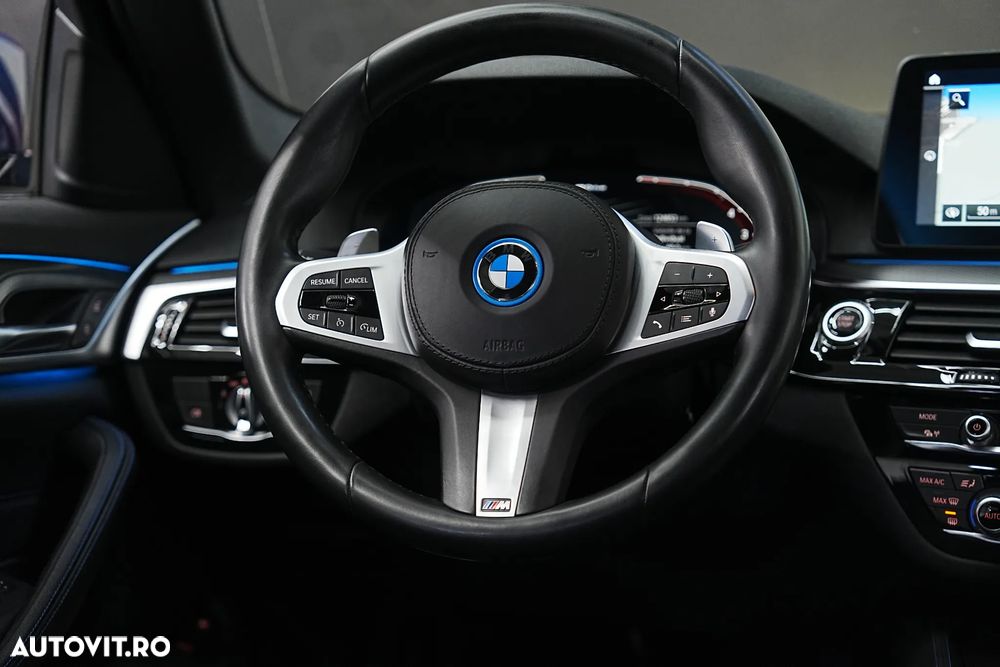 BMW Seria 5 530e Aut. M Sport Edition - 13