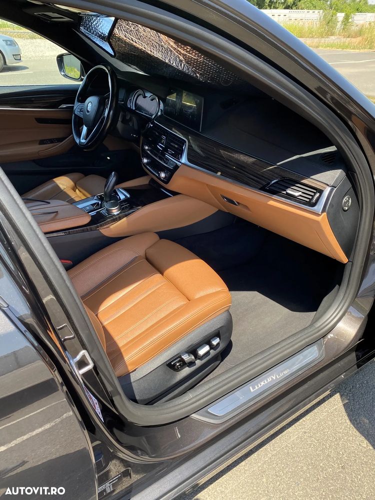 BMW Seria 5 520d Aut. Luxury Line - 10