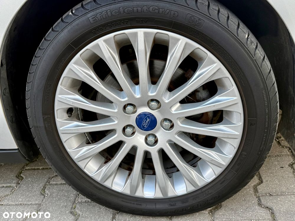 Ford Focus Turnier 1.6 EcoBoost Start-Stopp-System Titanium - 12