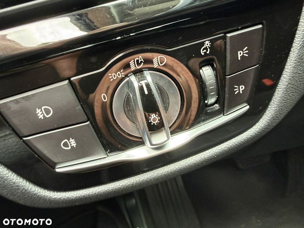 BMW Seria 5 - 32