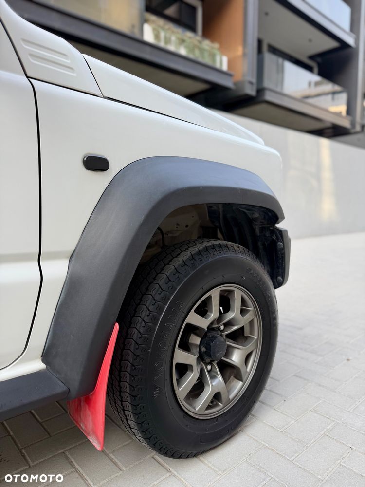 Suzuki Jimny - 11