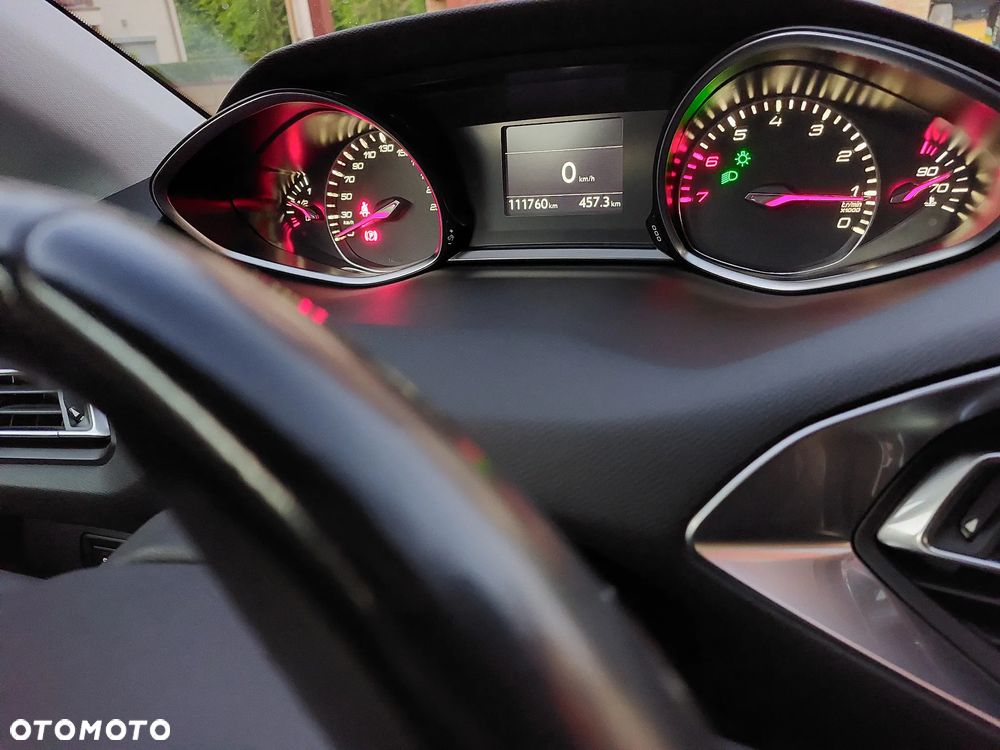 Peugeot 308 130 e-THP Stop & Start Allure - 2