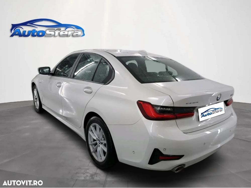 BMW Seria 3 330e AT PHEV - 4