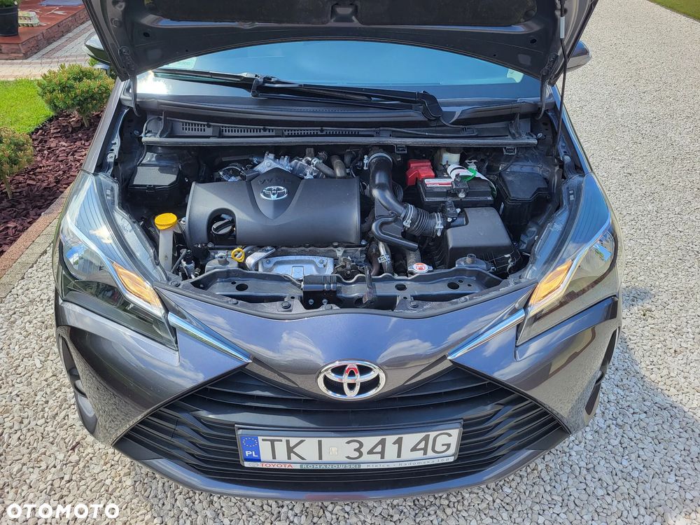Toyota Yaris 1.5 Premium CVT - 11