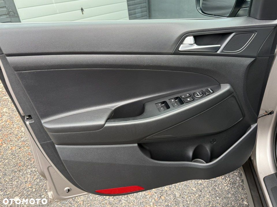 Hyundai Tucson blue 1.6 GDi 2WD Passion - 19