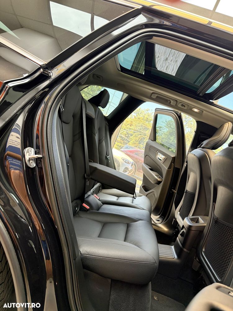 Volvo XC 60 T6 AWD Plus Bright - 7