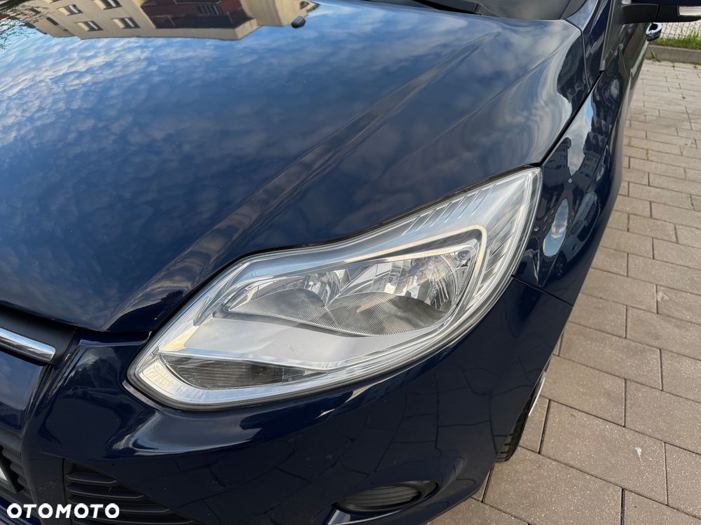 Ford Focus 1.6 Edition - 9