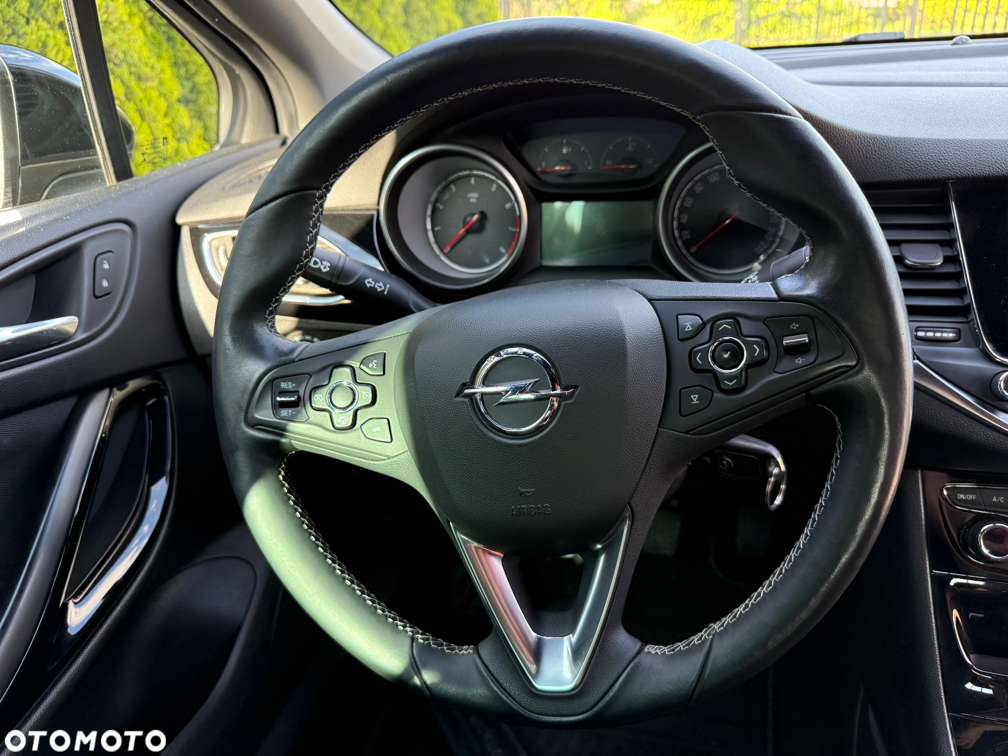 Opel Astra V 1.4 T Dynamic - 36