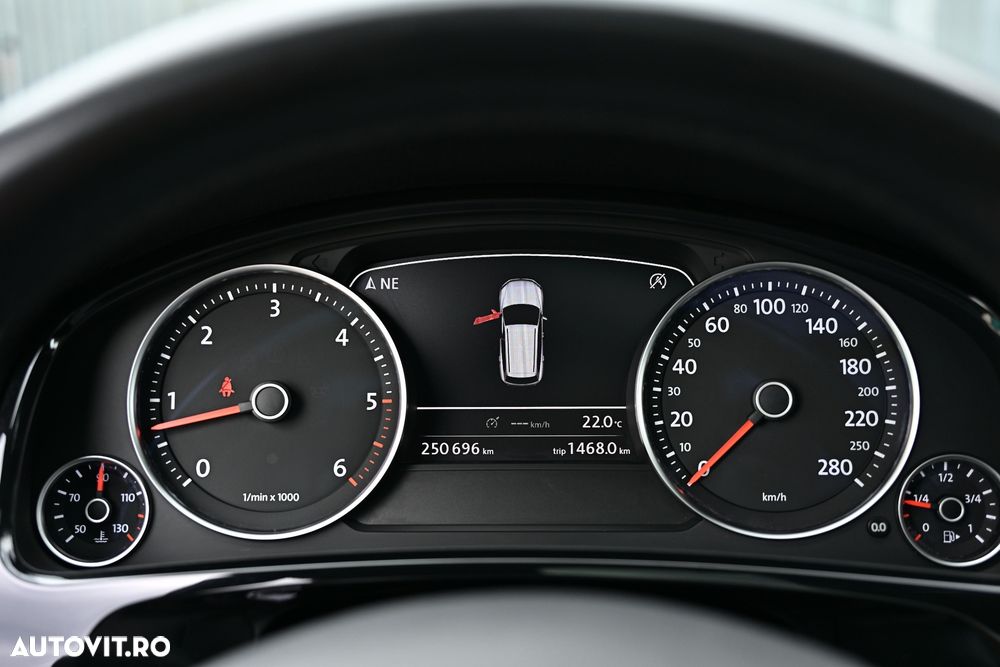 Volkswagen Touareg 3.0 V6 TDI Blue Motion DPF Automatik - 26