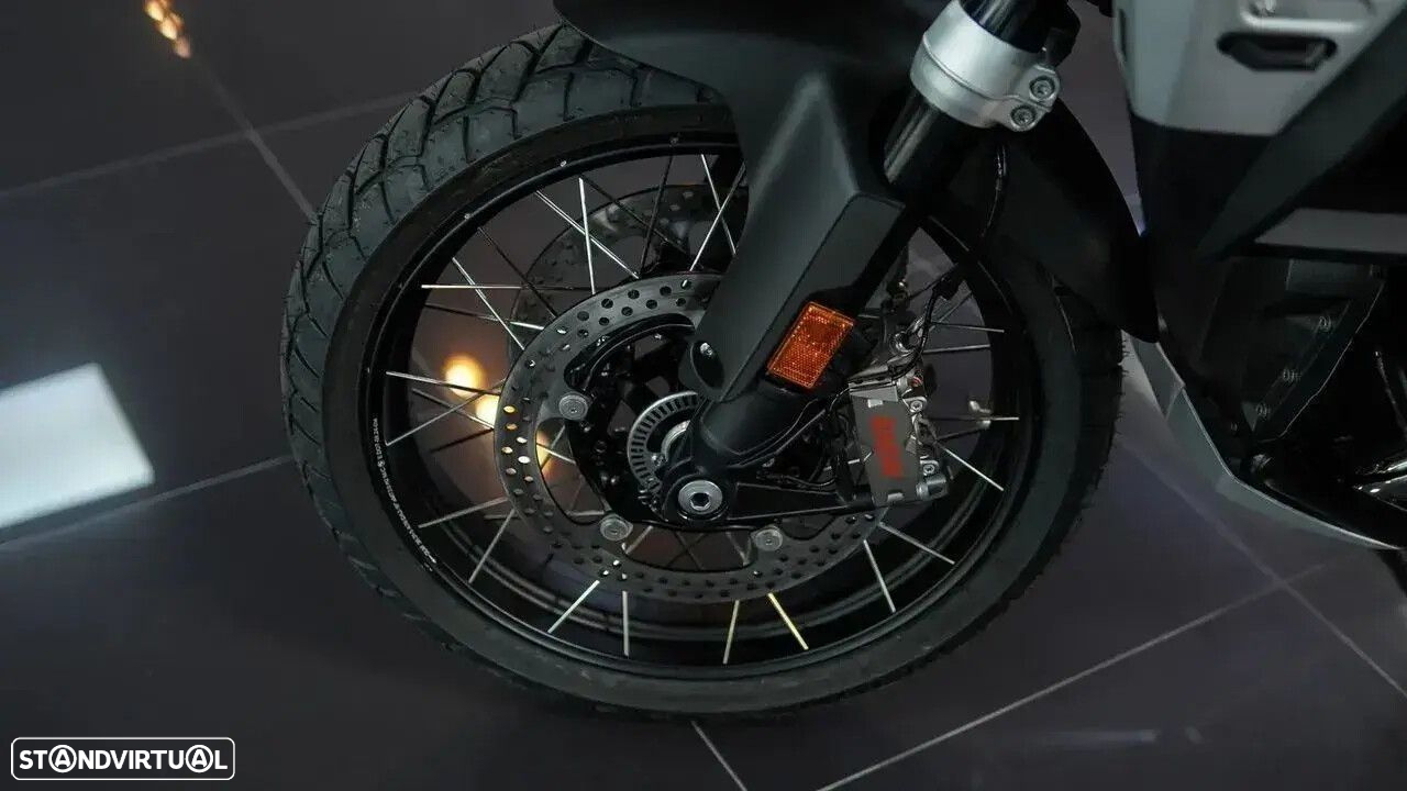 BMW R 1300 GS Adventure TRIPLE BLACK REBAIXADA - 13