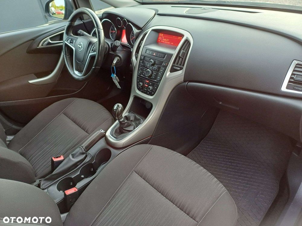 Opel Astra - 4