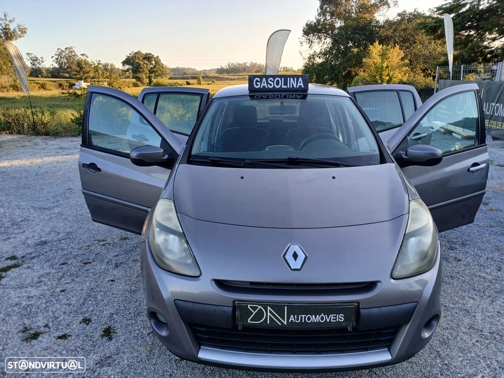 Renault Clio 1.2 16V Dynamique S - 1