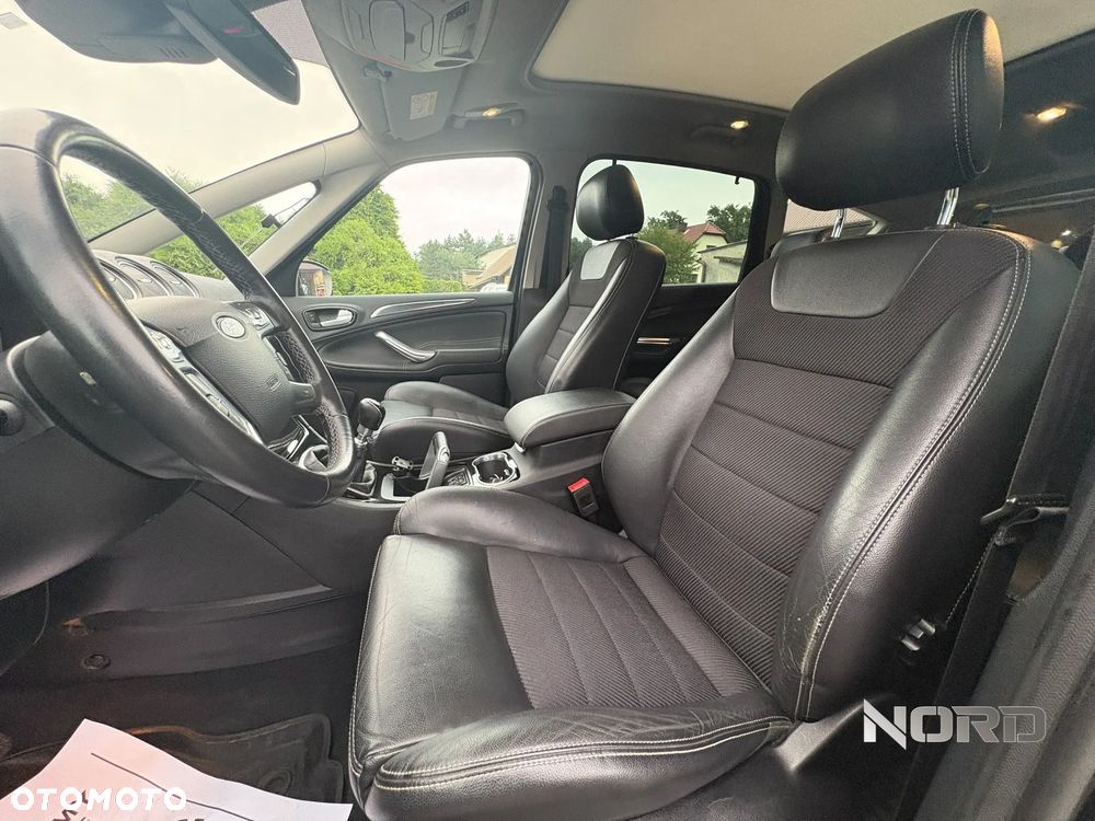 Ford S-Max 2.0 TDCi DPF Titanium - 11