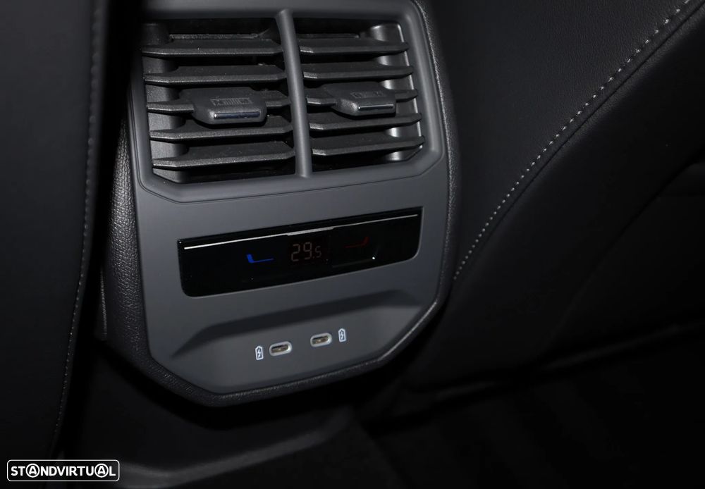 Cupra Formentor 1.5 eTSI DSG Tribe Edition - 13