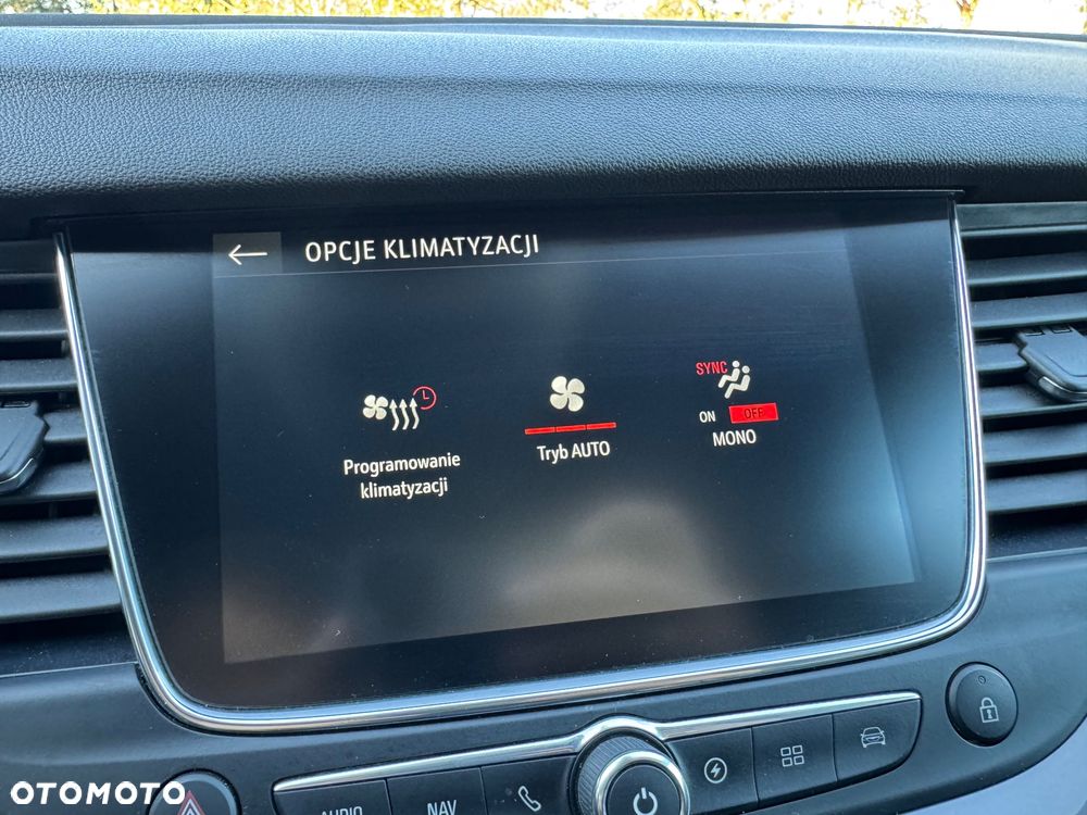 Opel Grandland X Plug-in-Hybrid4 1.6 DI Start/Stop Ultimate - 29