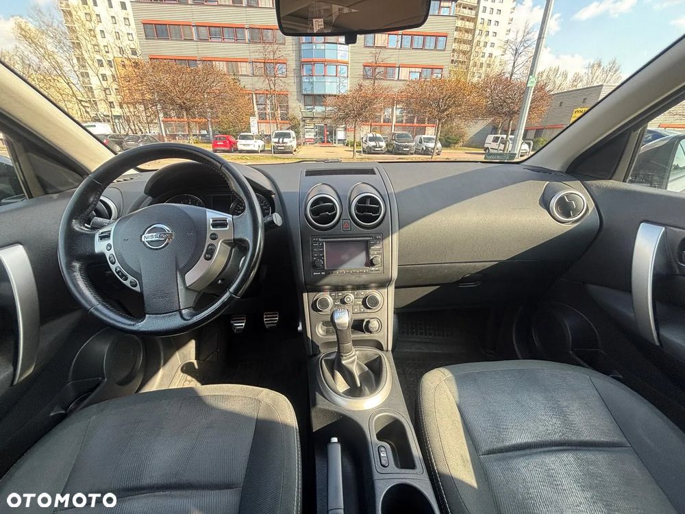 Nissan Qashqai - 11