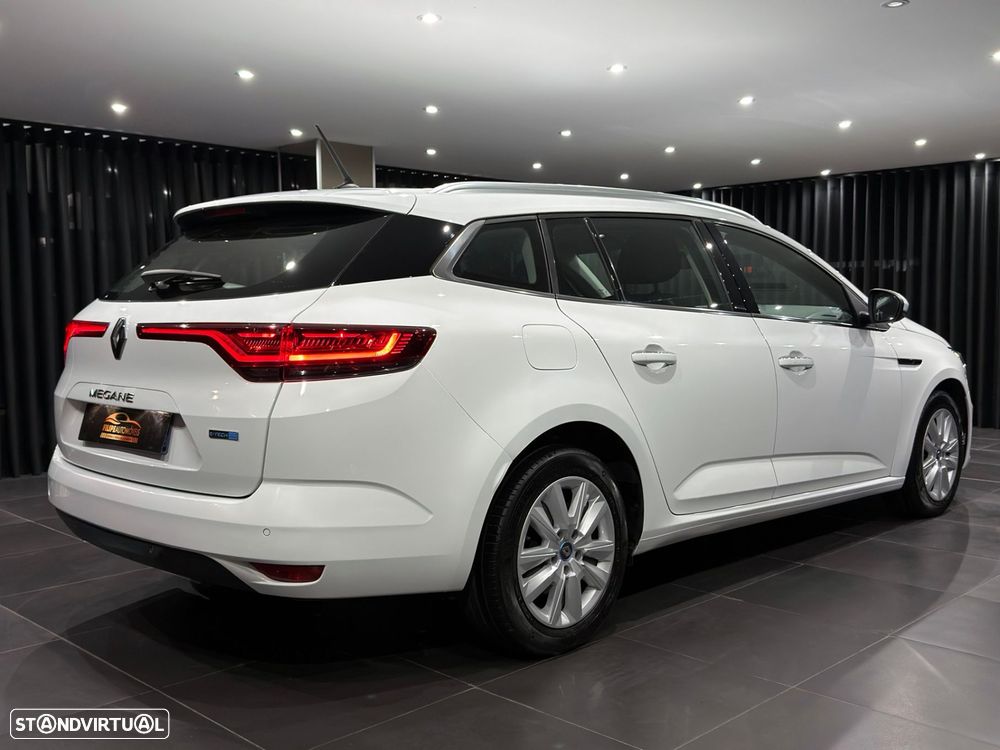 Renault Mégane E-Tech Plug-in Hybrid 160 EQUILIBRE - 8