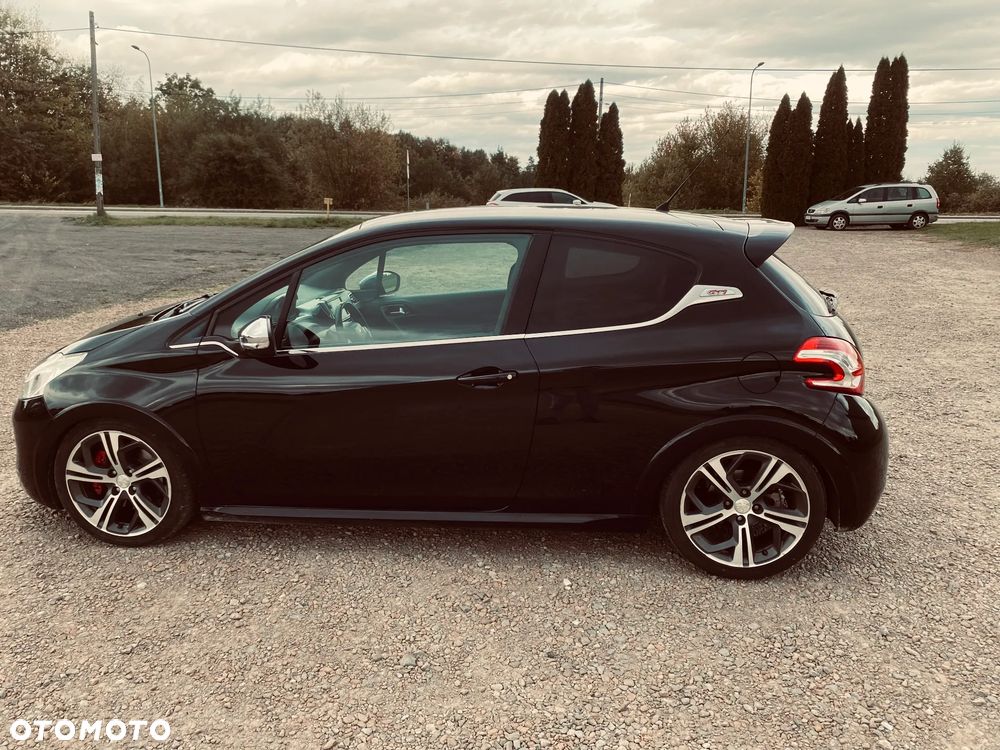 Peugeot 208 1.6 THP GTi - 5