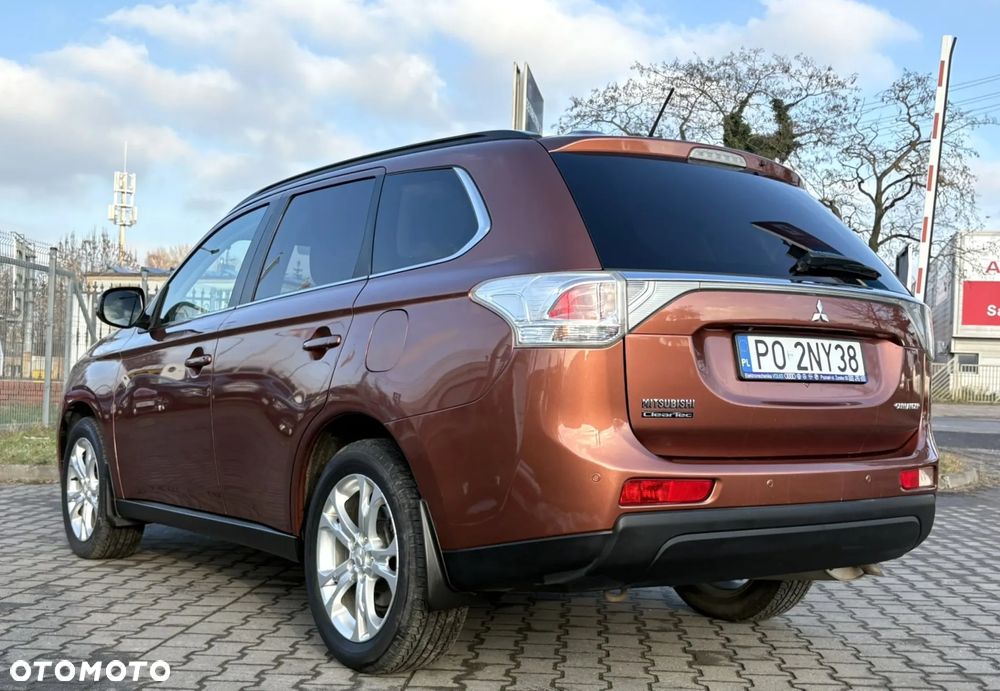 Mitsubishi Outlander 2.0 Intense + CVT - 6