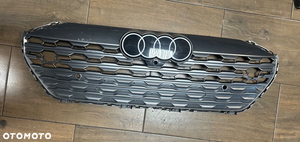 GRILL ATRAPA AUDI Q8 E-TRON 4KE IGLA ORG - 2