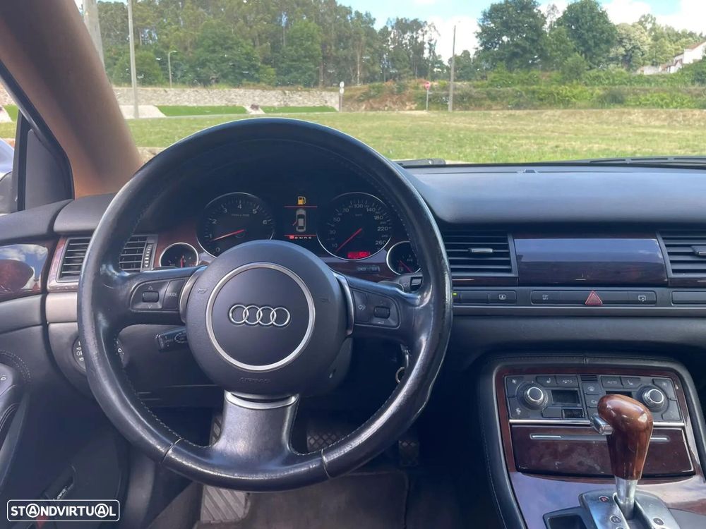 Audi A8 - 15