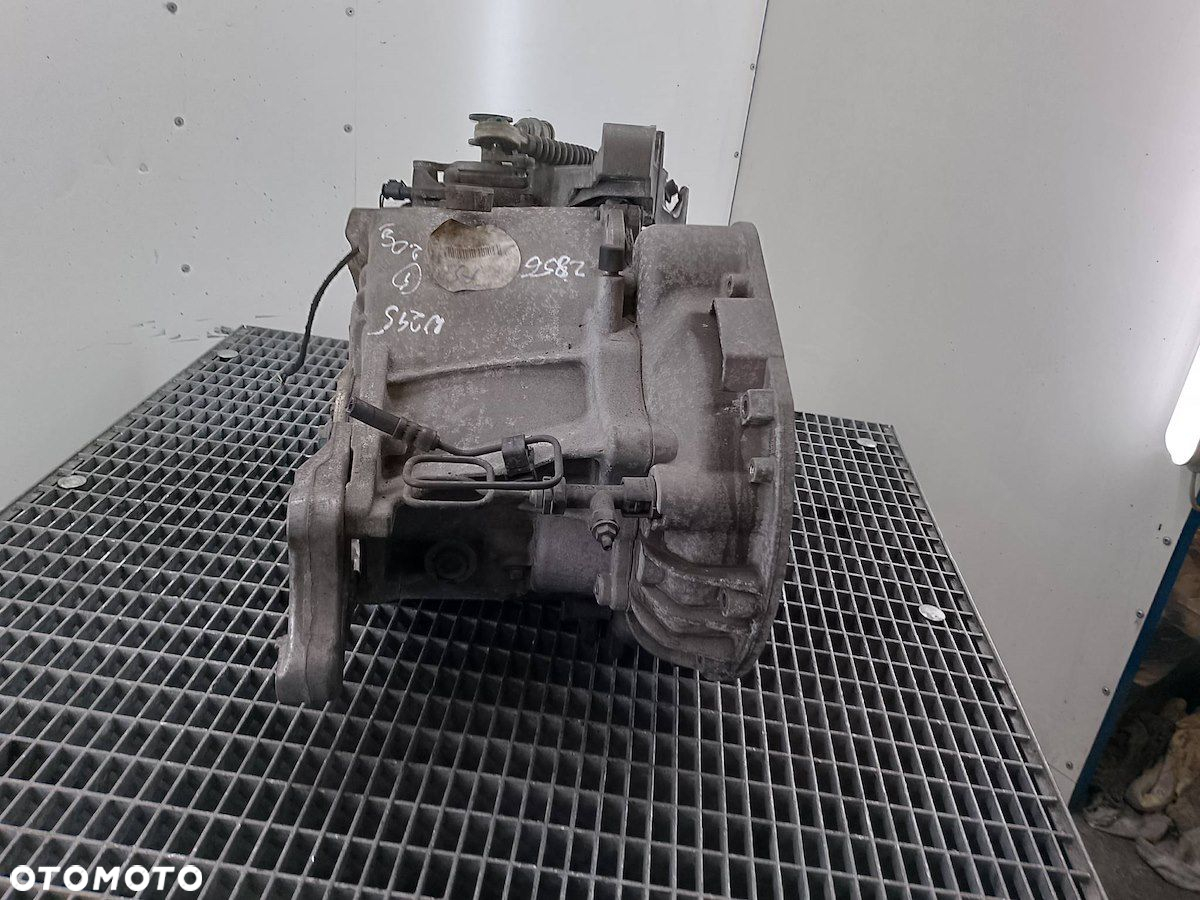 SKRZYNIA BIEGÓW MANUALNA MERCEDES KLASA B W245 711640  1693600700 2.0 CDI - 5
