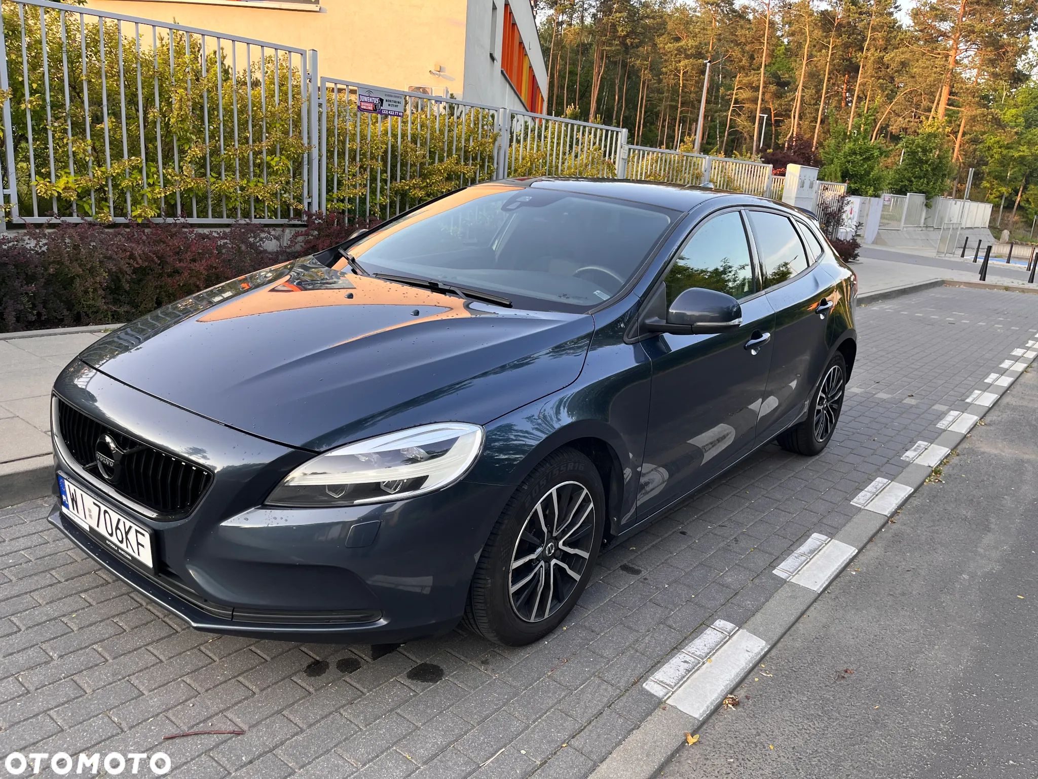 Volvo V40 - 1