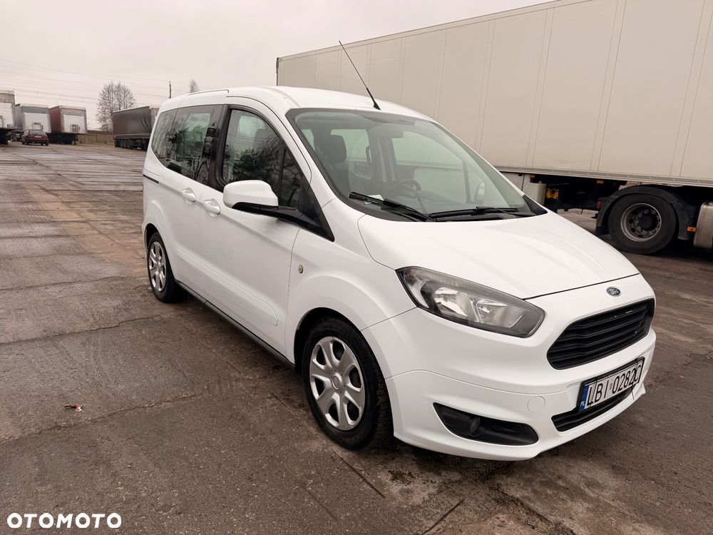Ford Tourneo Courier - 3