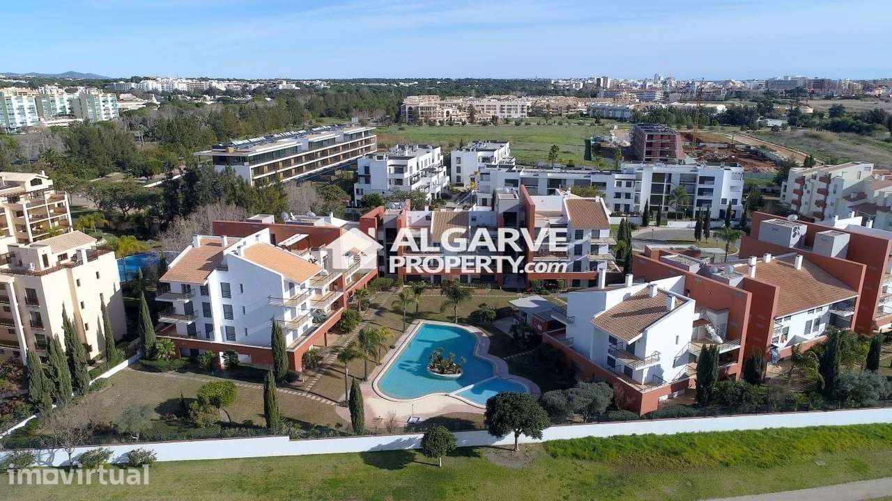 Bonito e luminoso apartamento T2 perto da praia e da Marina em Vilamou - Grande imagem: 5/30