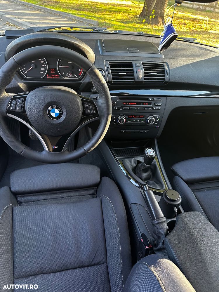 BMW Seria 1 118d Coupe Edition Sport - 11