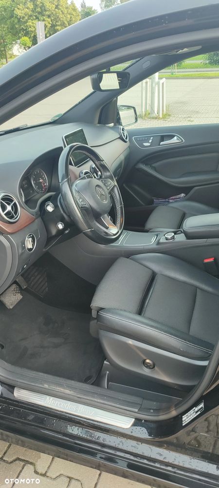 Mercedes-Benz Klasa B 200 7G-DCT - 3