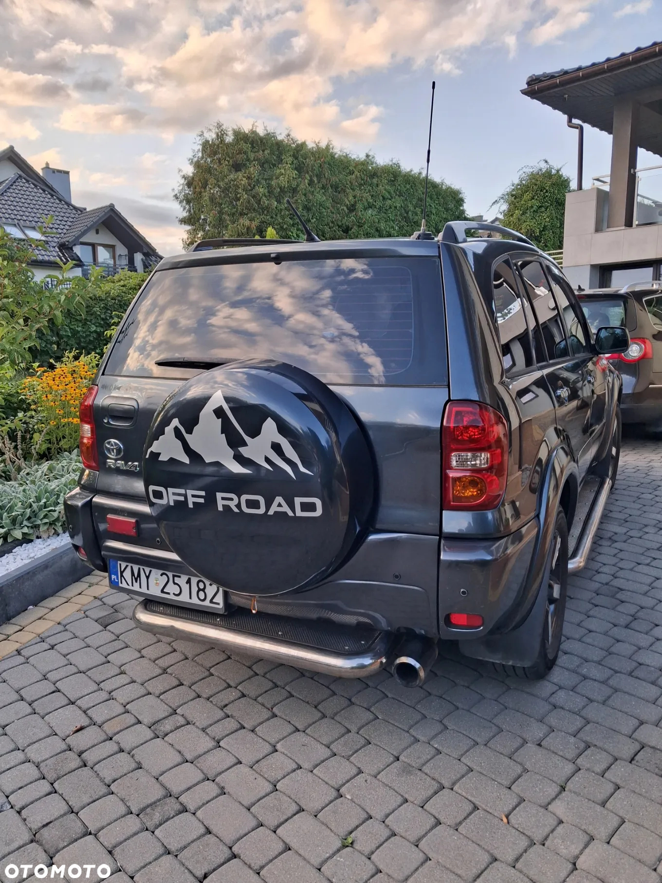 Toyota RAV4 2.0 D-4D 4x4 - 23