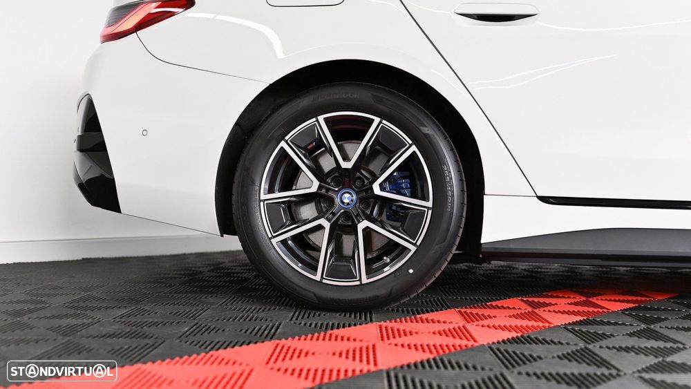 BMW i4 M50 Pack Desportivo M Pro - 25