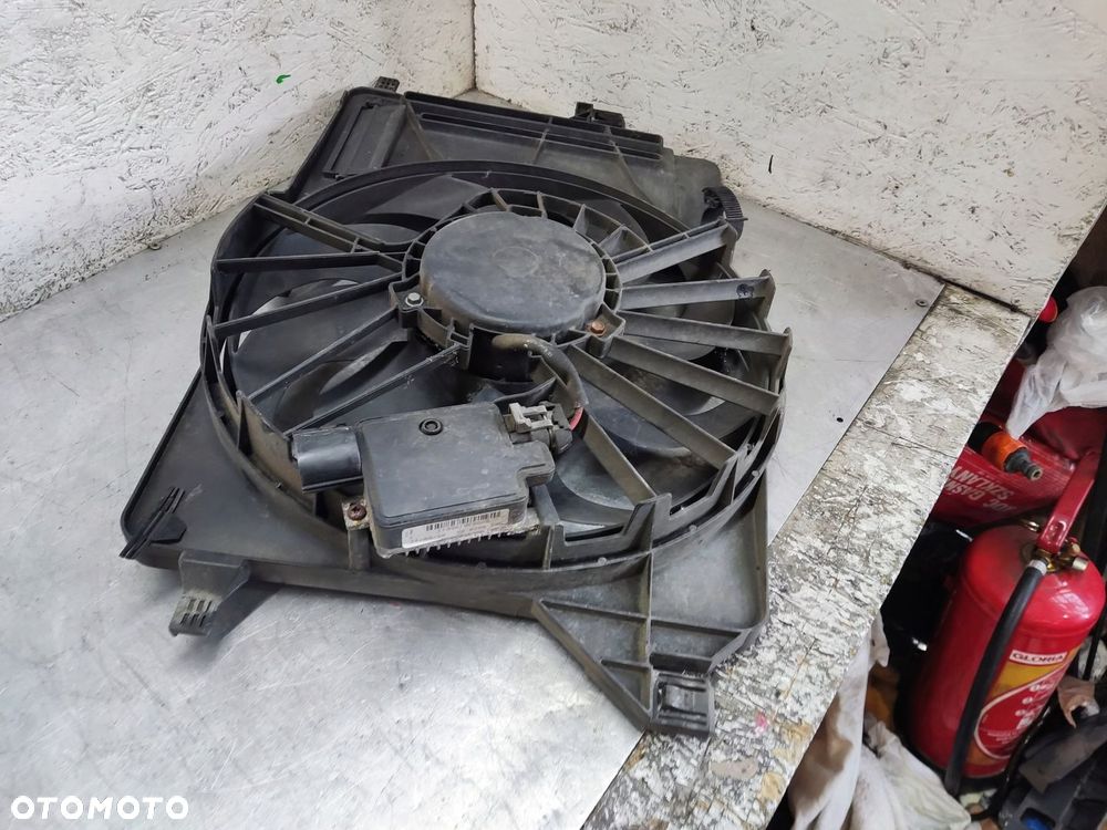FORD FOCUS MK3 WENTYLATOR CHŁODNICY 1.6 TDCI 8V61-8C607-EB - 2