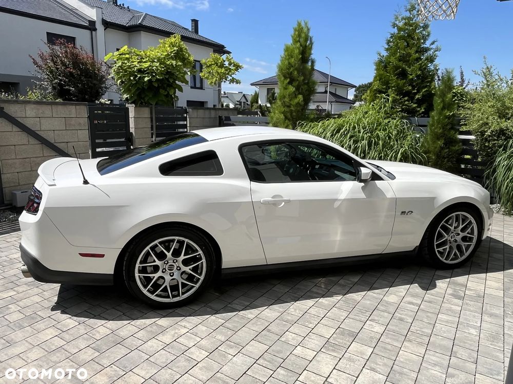 Ford Mustang 5.0 V8 GT - 13