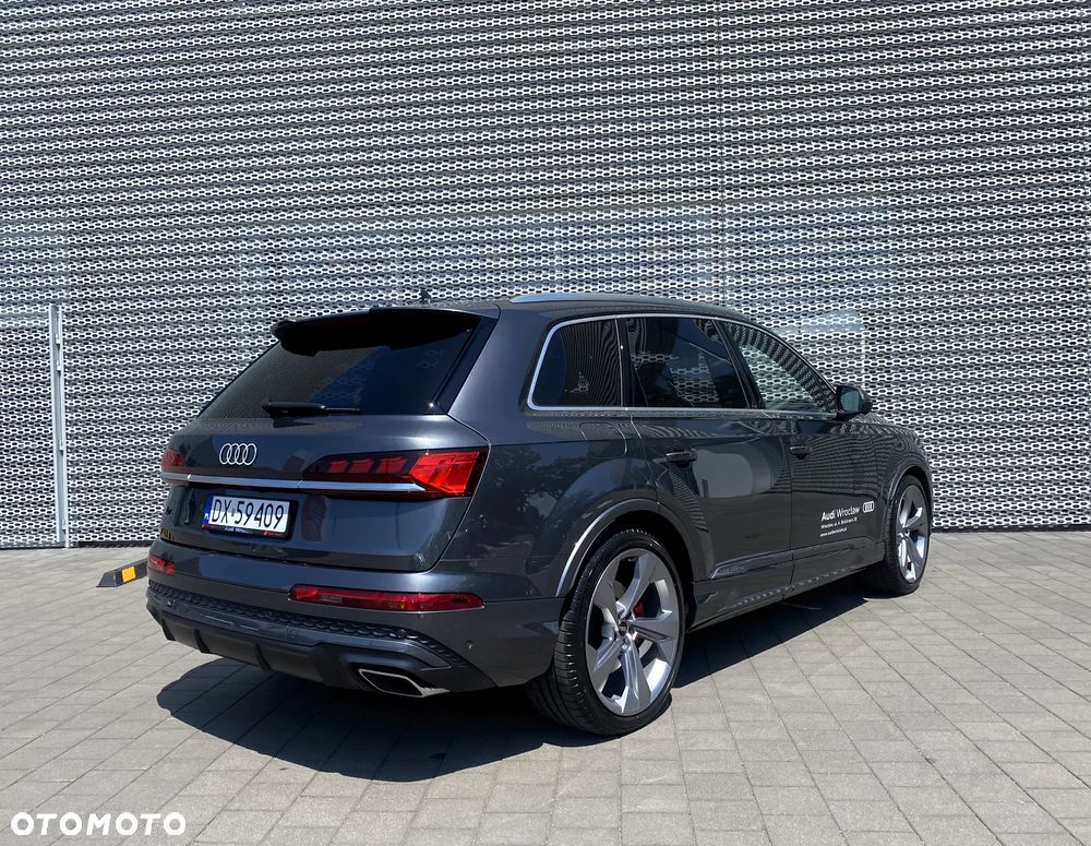 Audi Q7 ver-55-tfsi-e-phev-quattro-s-line-tiptr - 6