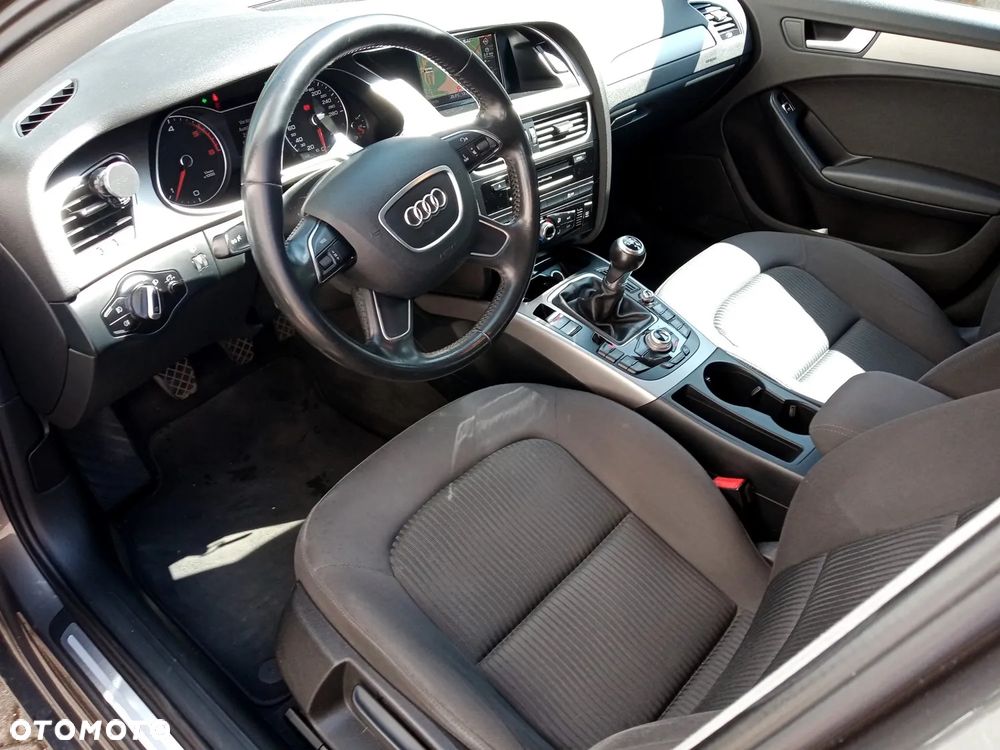 Audi A4 Avant 2.0 TDI ultra - 10