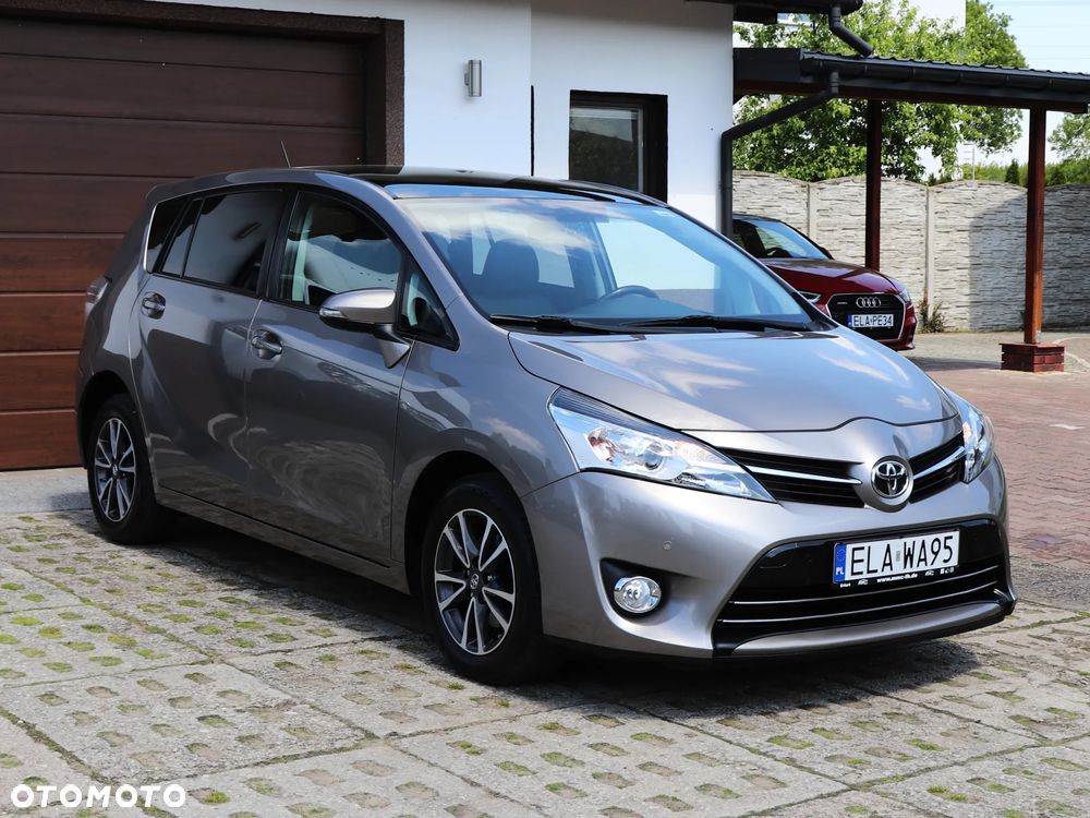 Toyota Verso 1.8 Premium - 2
