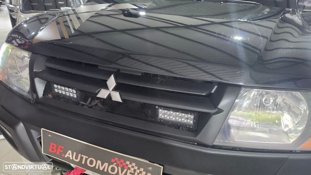 Mitsubishi Pajero 3.2 DI-D GLS ABS+TA Lg - 16