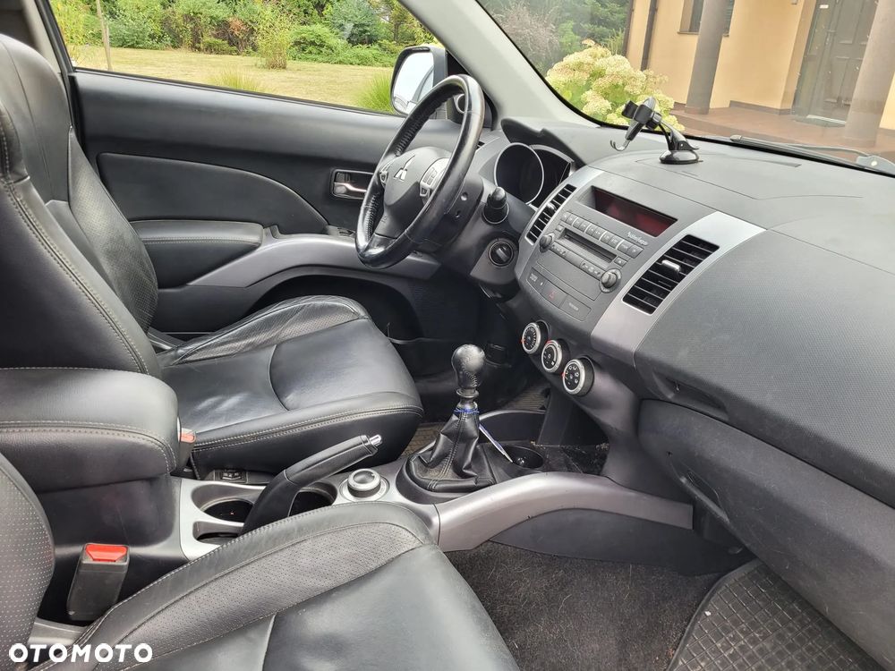 Mitsubishi Outlander 2.2 DID Instyle - 15