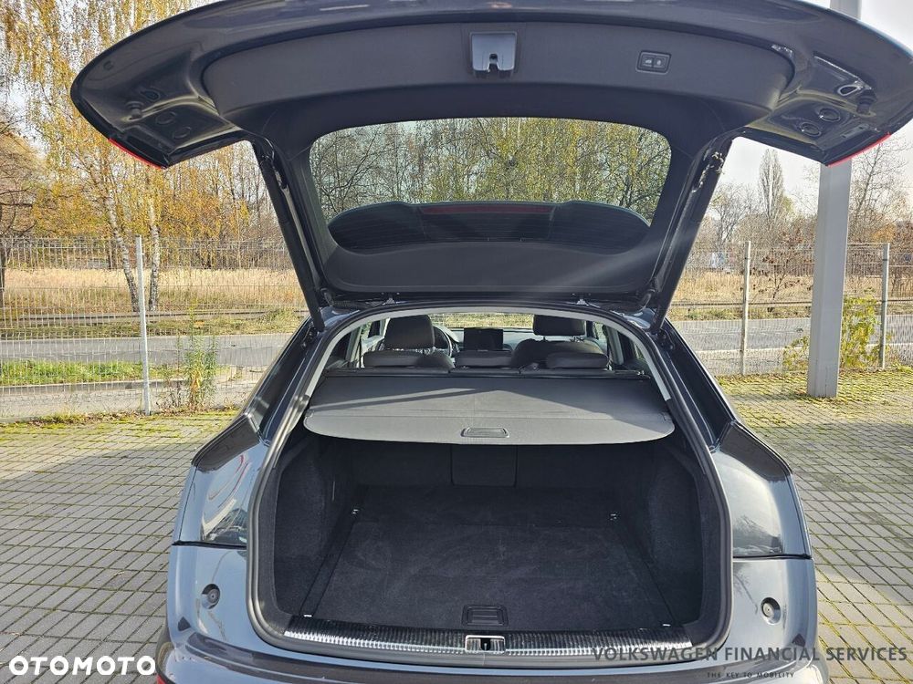 Audi Q5 Sportback - 10