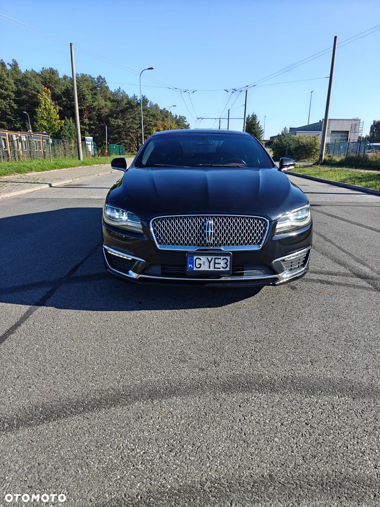 Lincoln MKZ - 2